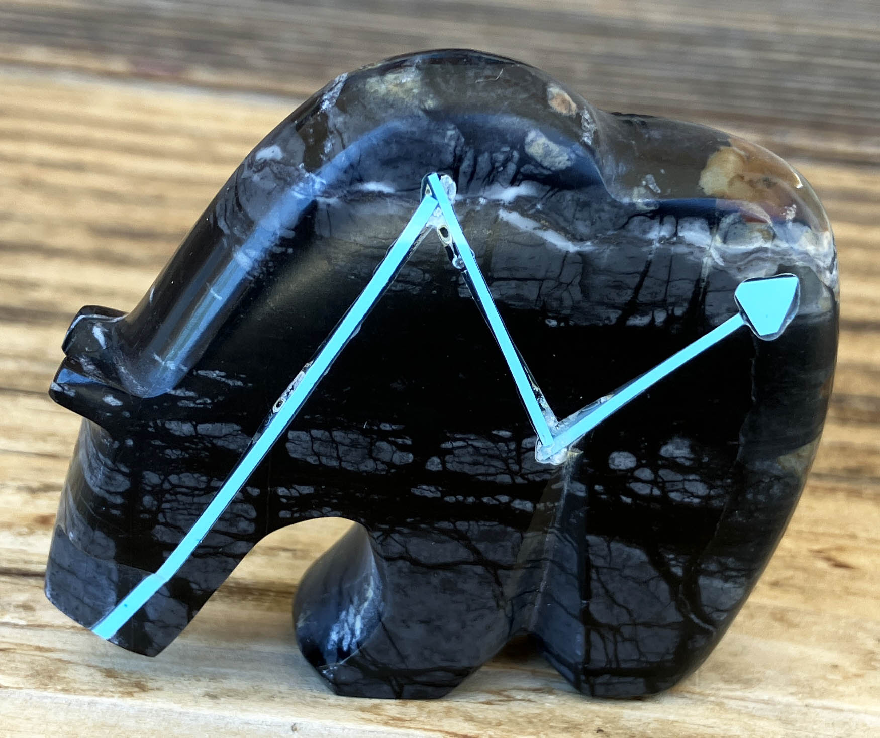 kenrick laiwakete | Zuni Bear Fetish | Penfield Gallery of Indian Arts | Albuquerque, New Mexico